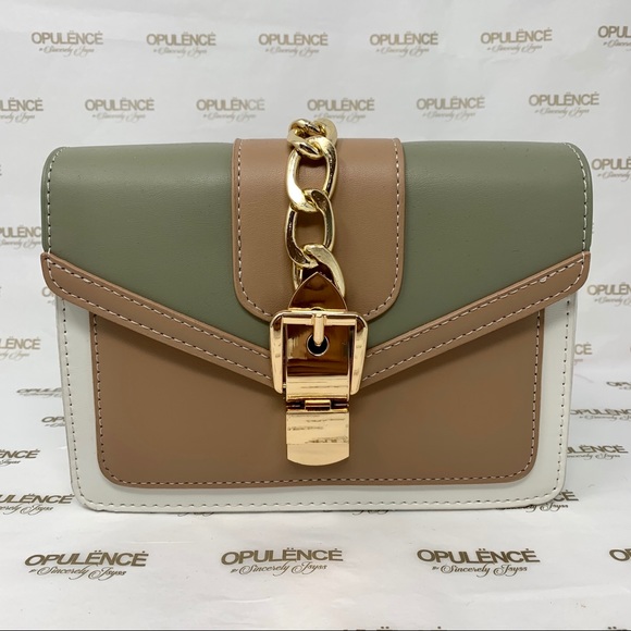 Brunch at Tiffany’s Purse - Picture 2 of 4